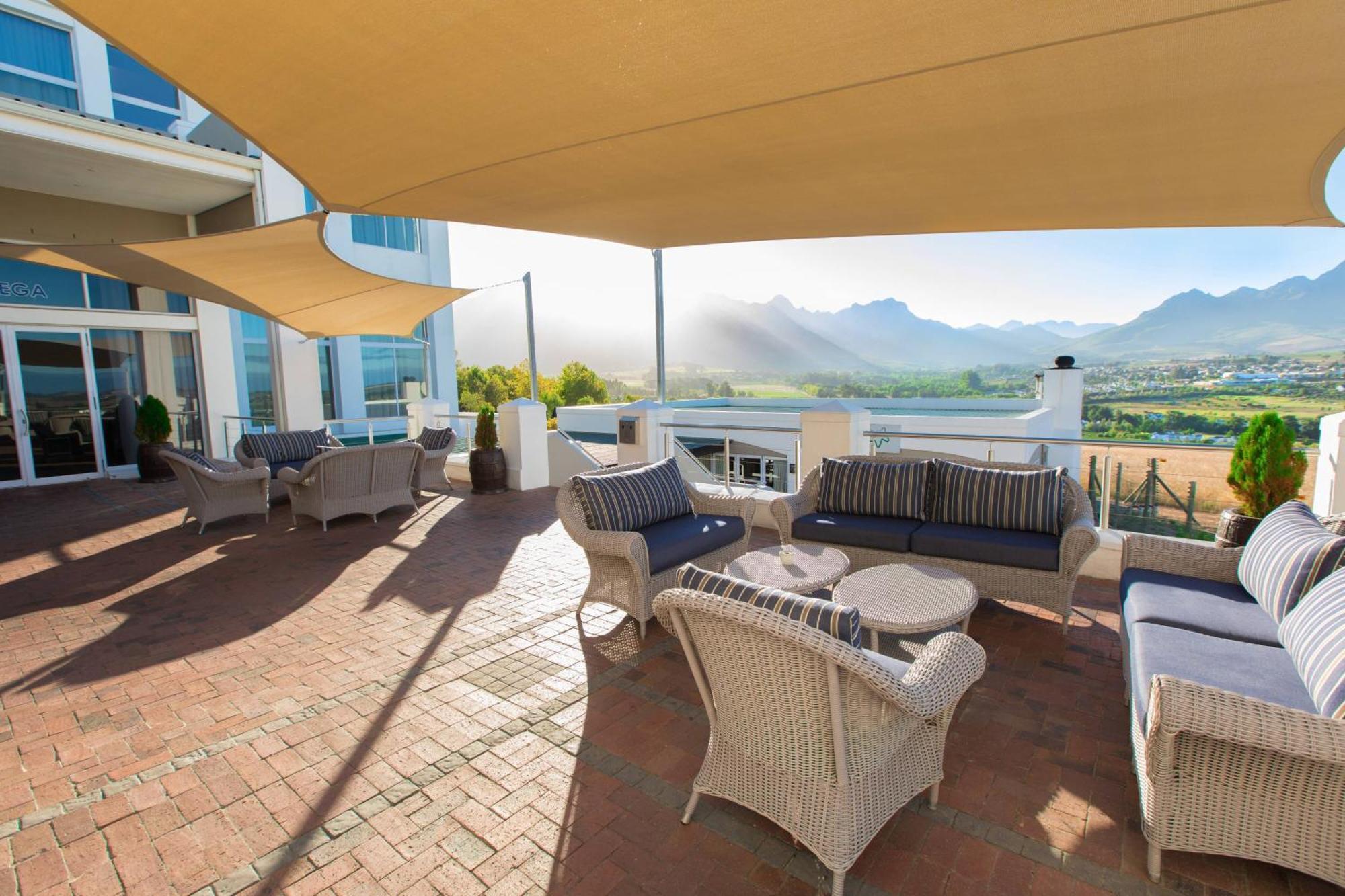 Protea By Marriott Hotel