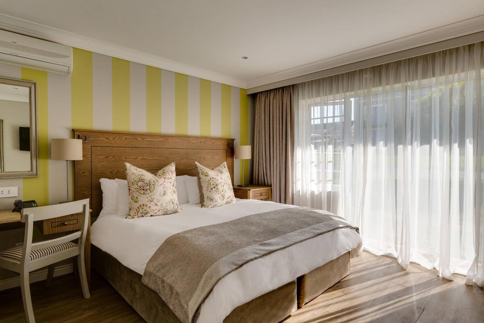 Hotel Protea By Marriott 3*